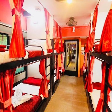 Qubestay TownHostel Mumbai Exterior foto