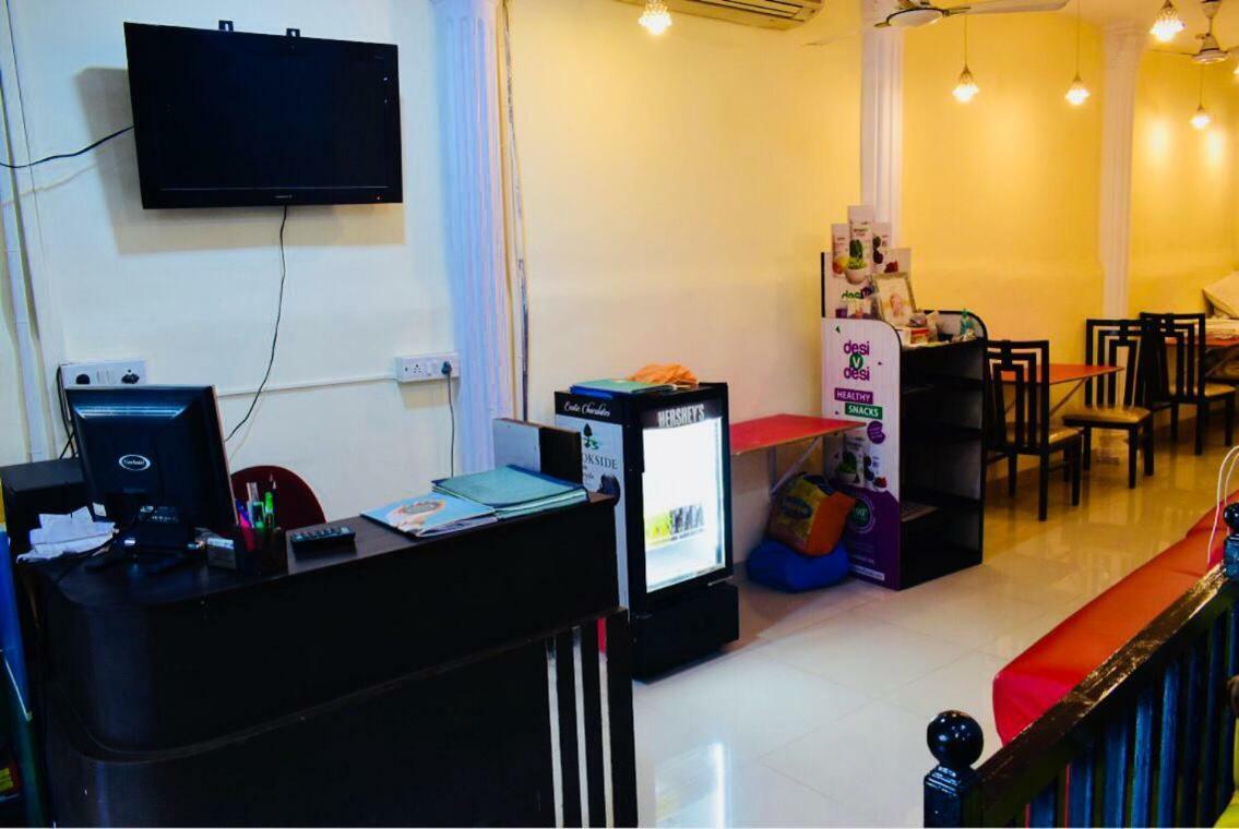 Qubestay TownHostel Mumbai Exterior foto