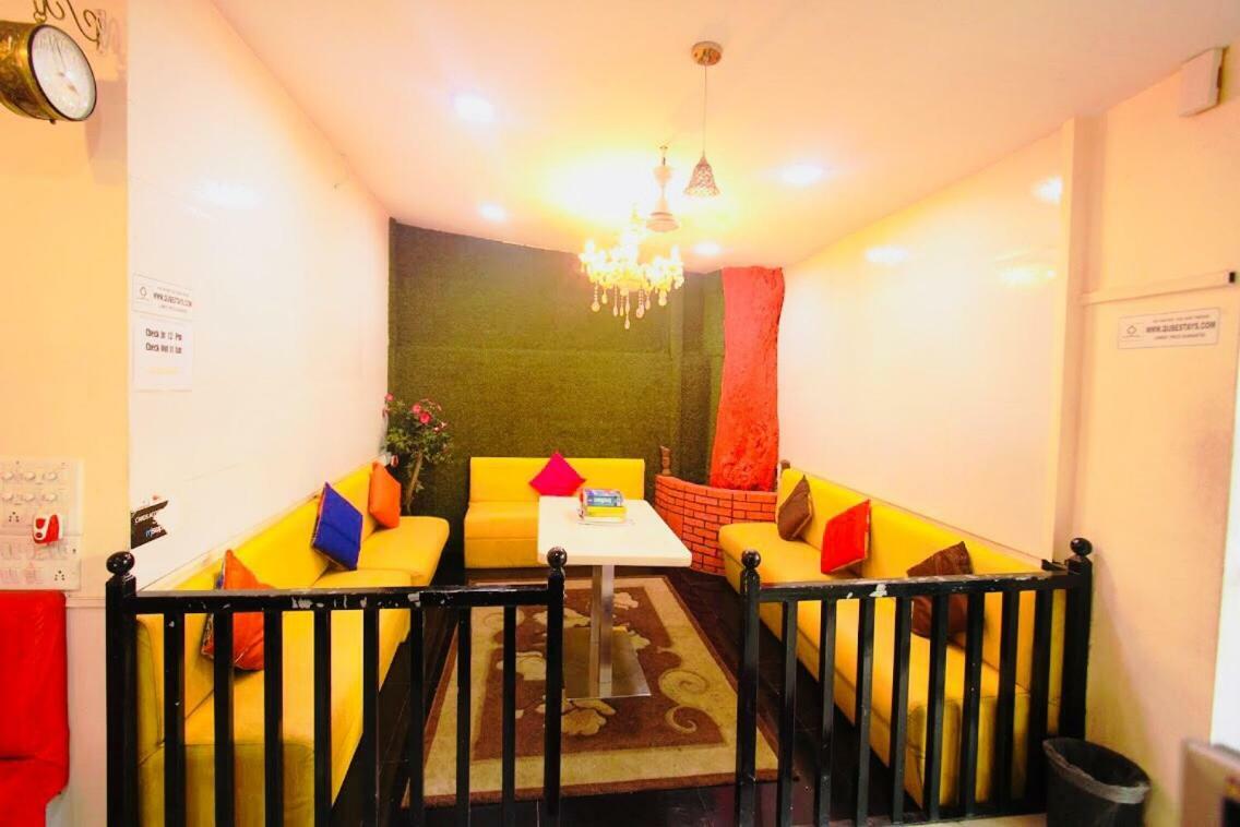 Qubestay TownHostel Mumbai Exterior foto