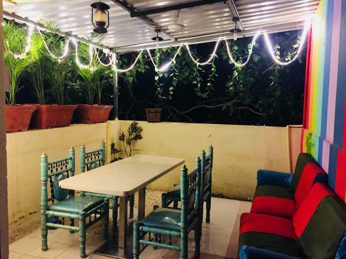 Qubestay TownHostel Mumbai Exterior foto